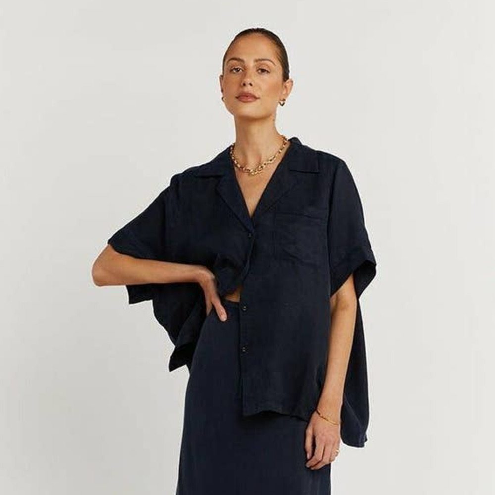 DISSH Campbell Short Sleeve Button Down Shirt in Dark Navy, Size 6